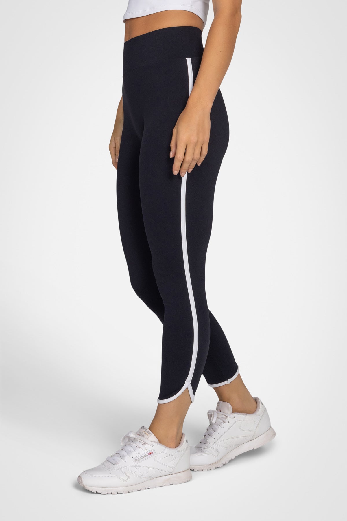 Contour Tape Capri