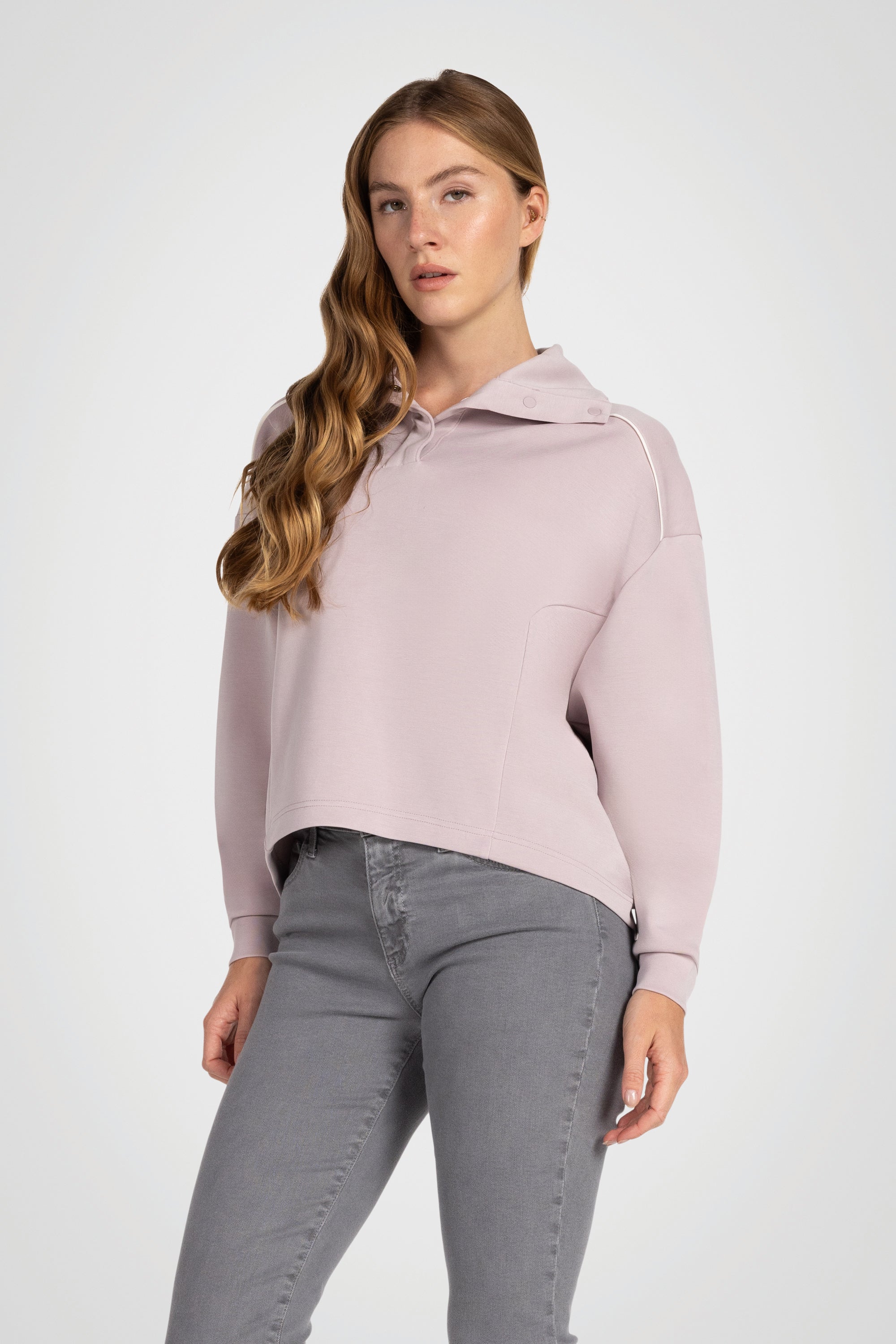 Modara Wide Collar Pullover