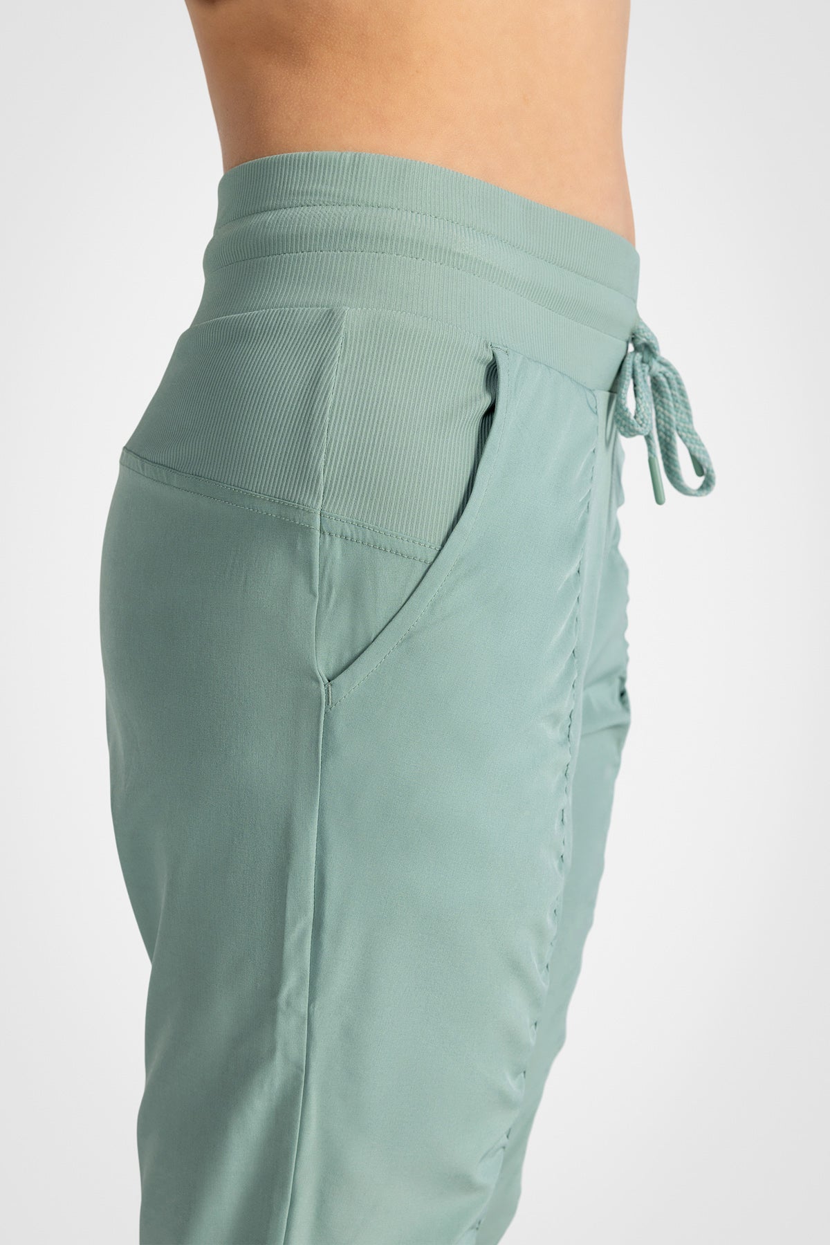 ComfortFlex Ribbed Hem Pants
