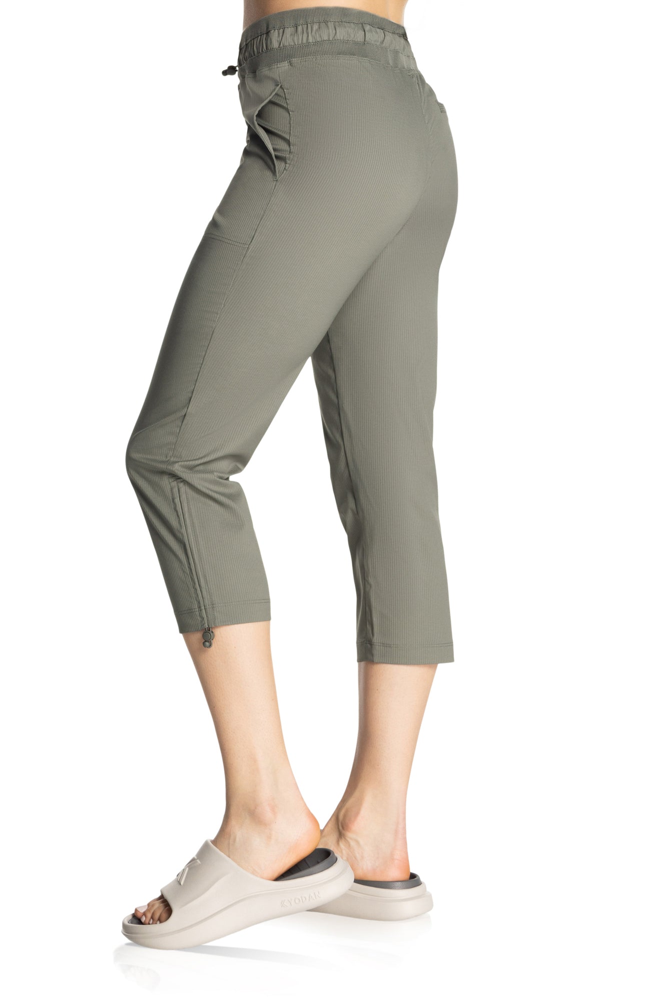 Pioneer Adjustable Stripe Capri