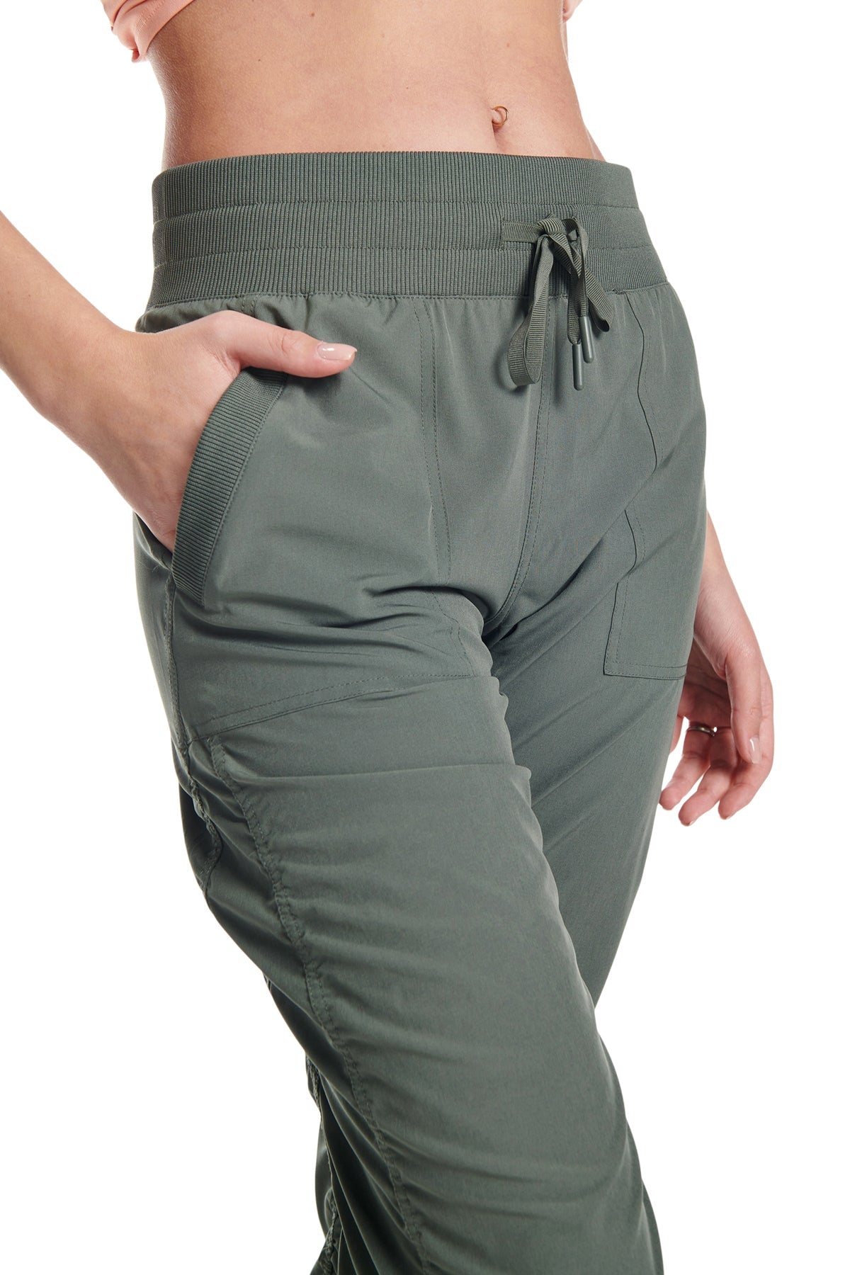 Excursion Woven Crop