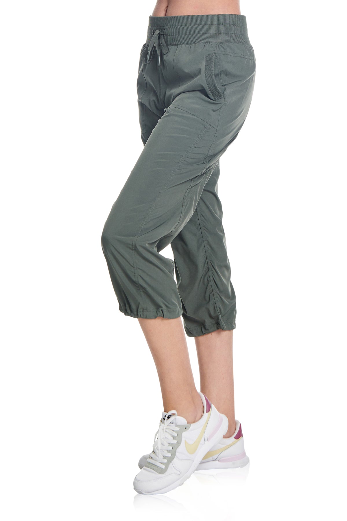 Excursion Woven Crop