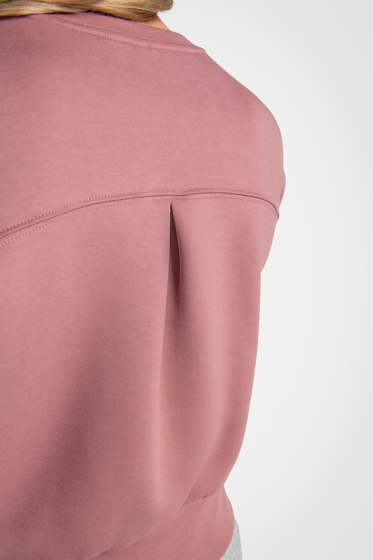 Stretch Knit Crew Neck Short Sleeve Top