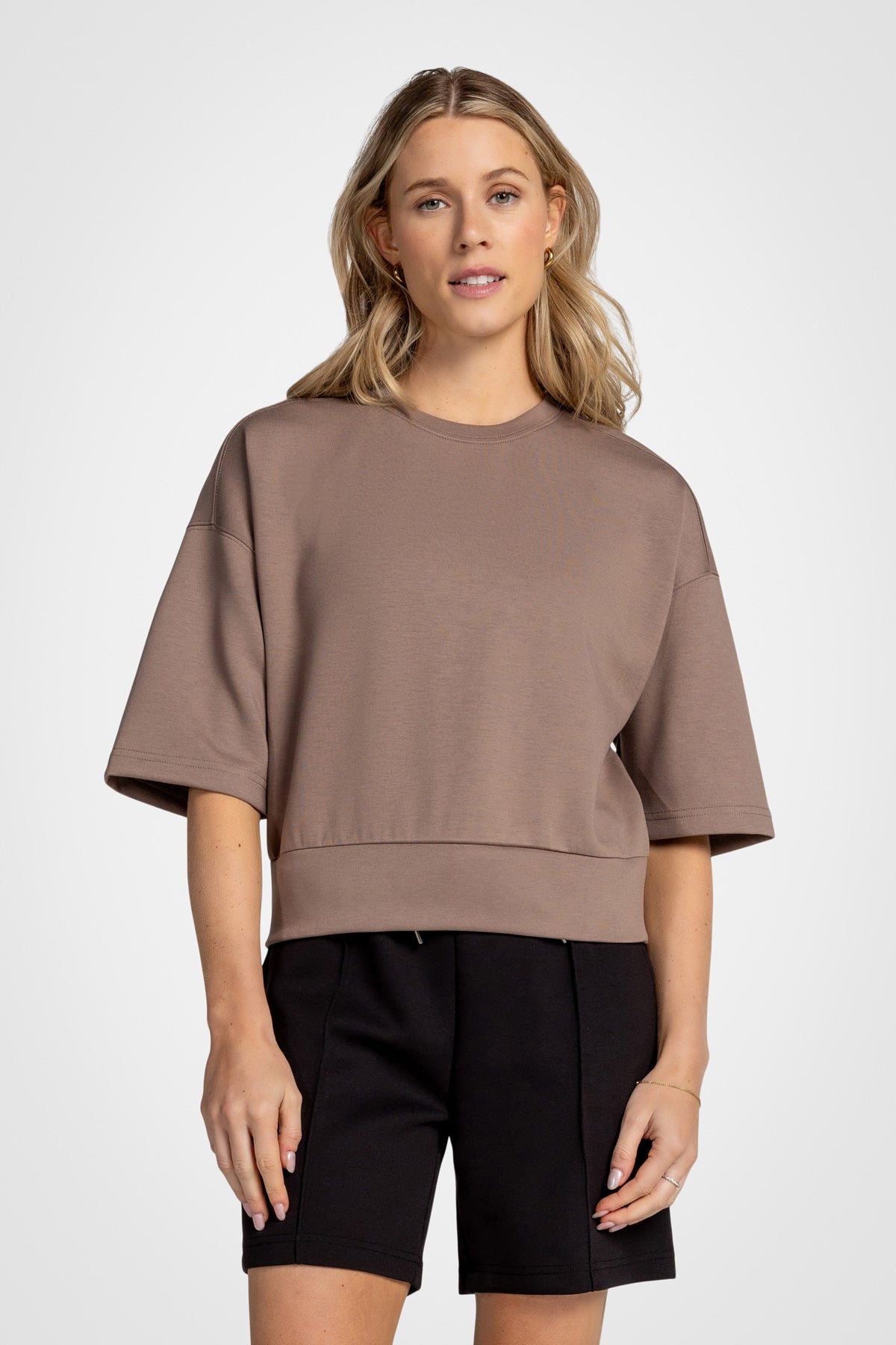 Stretch Knit Crew Neck Short Sleeve Top