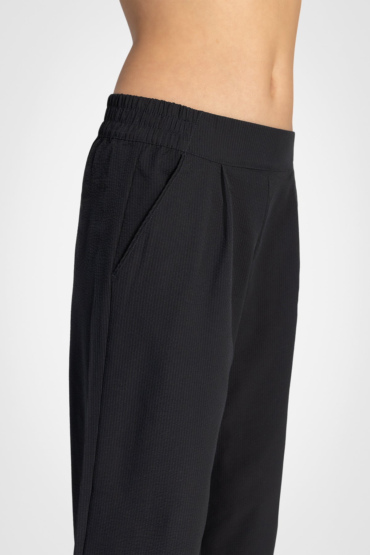 Seersucker Wide Crop Pant