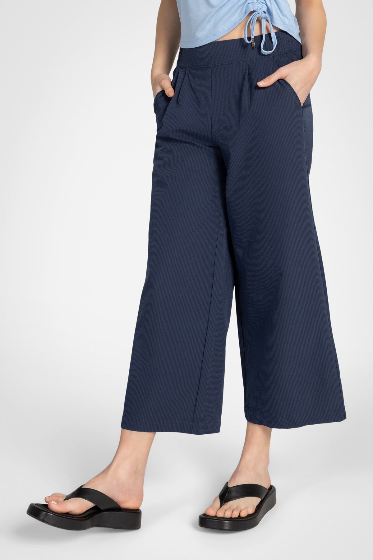 Seersucker Wide Crop Pant