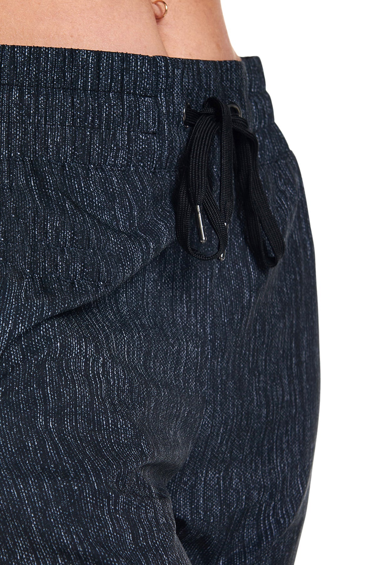 Pursuit Capris