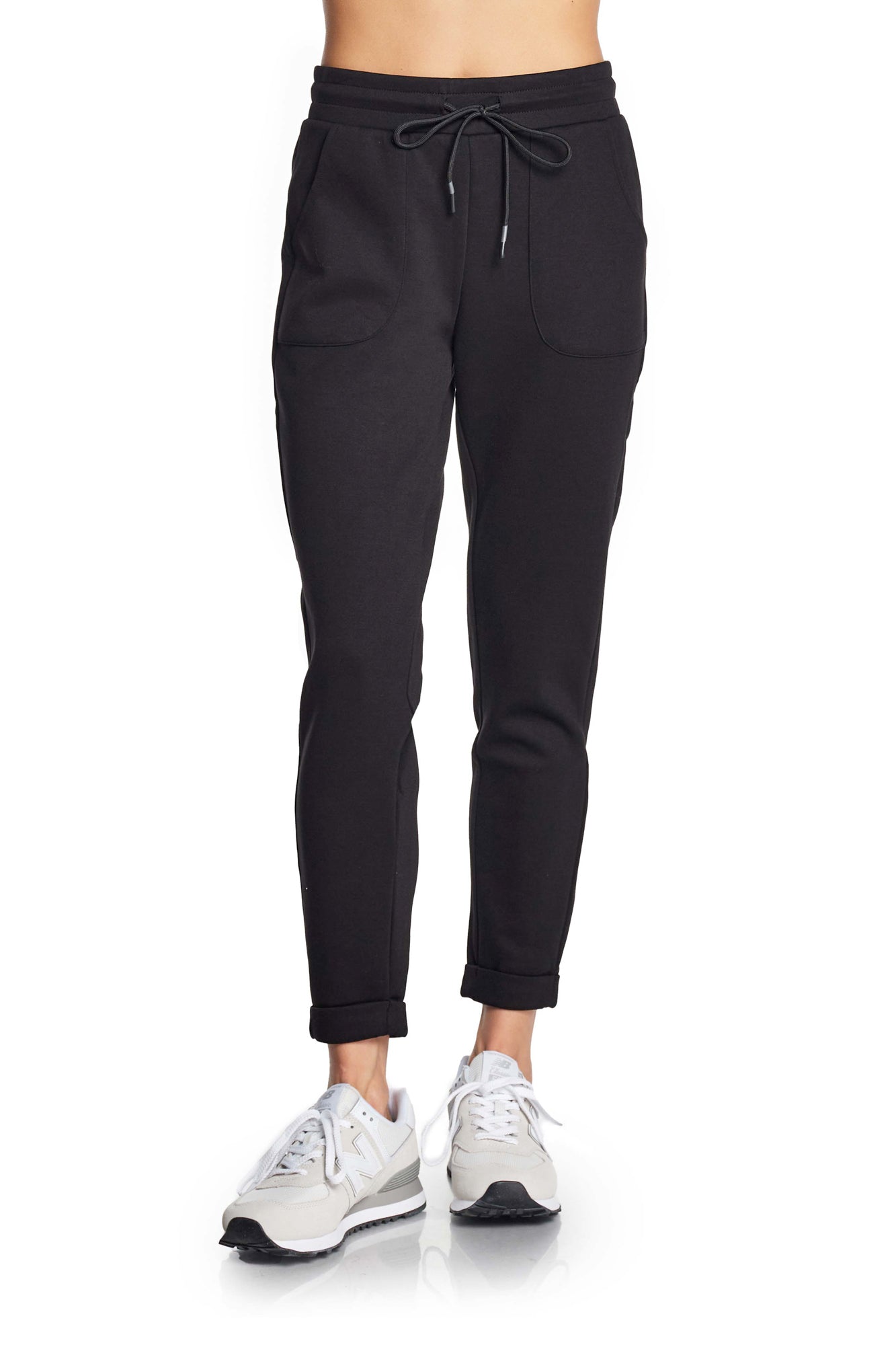Elara Essential Jogger