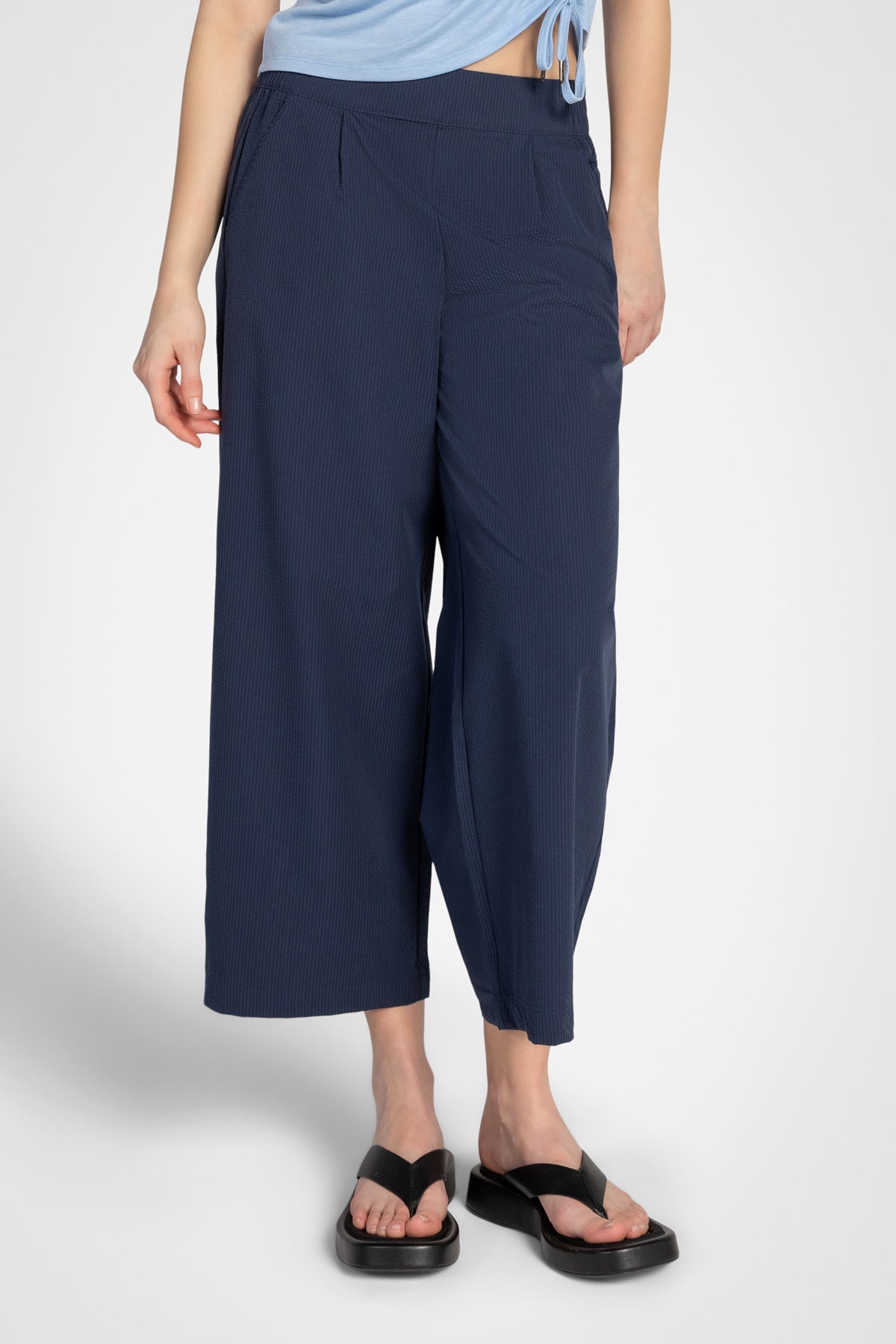 Seersucker Wide Crop Pant