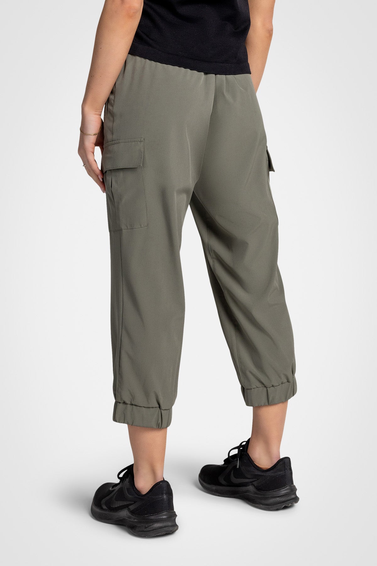Cargo Woven Crop Jogger