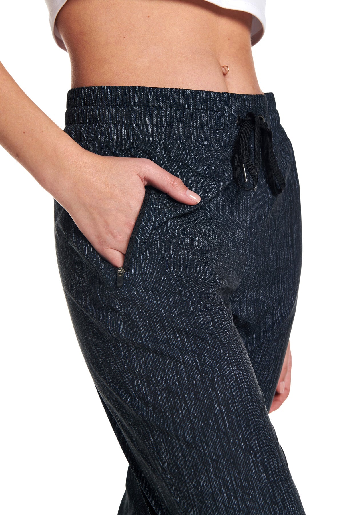 Pursuit Capris